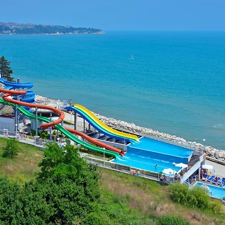 Sol Luna Bay אתר נופש