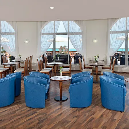 Resort Sol Luna Bay 4*