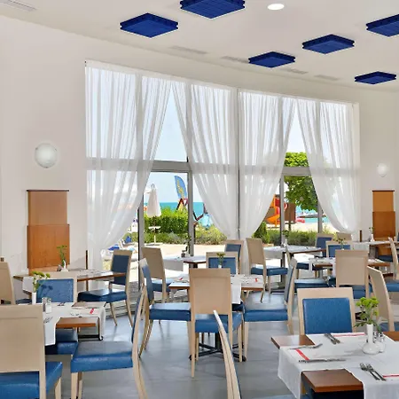 Sol By Melia Luna Bay Obzor