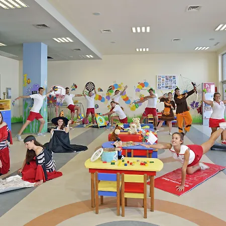 Sol Luna Bay אובזור