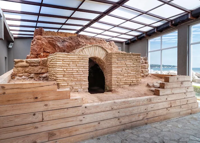 Sol By Melia Luna Bay Resort Feriested 4*