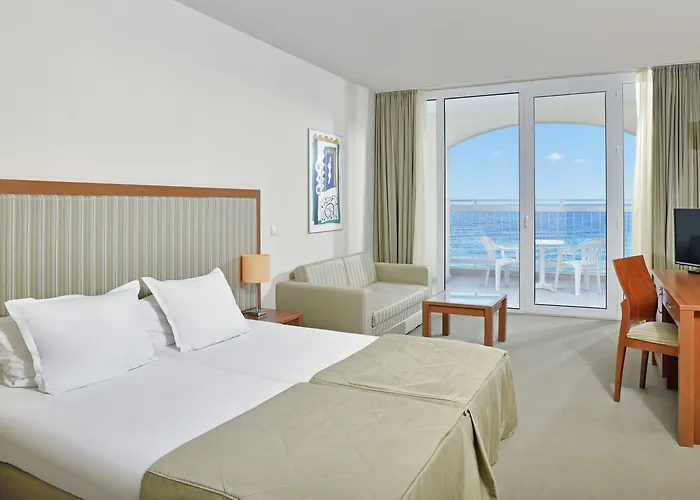 Complex Sol Luna Bay 4*