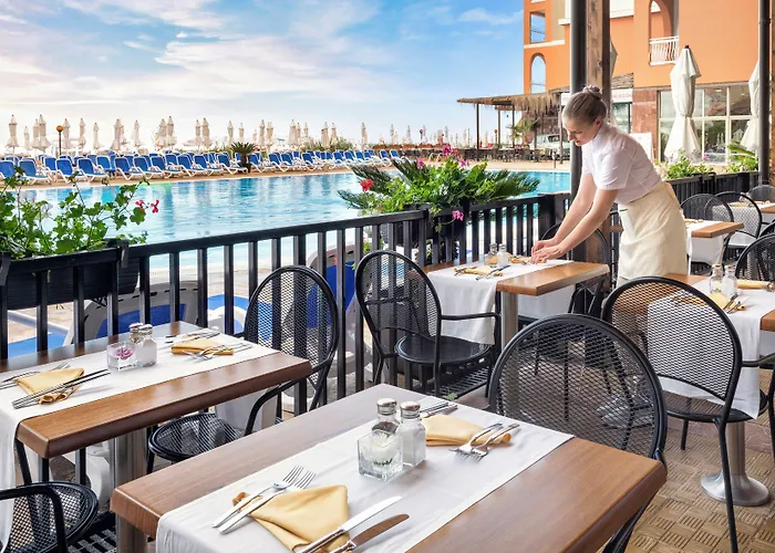 Resort SOL by Meliá Luna Bay Resort - All Inclusive 4*